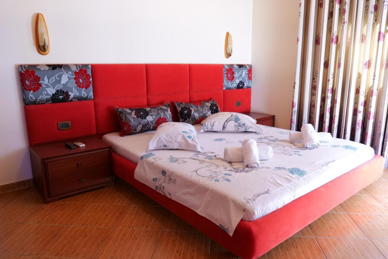 Crystal Apartment