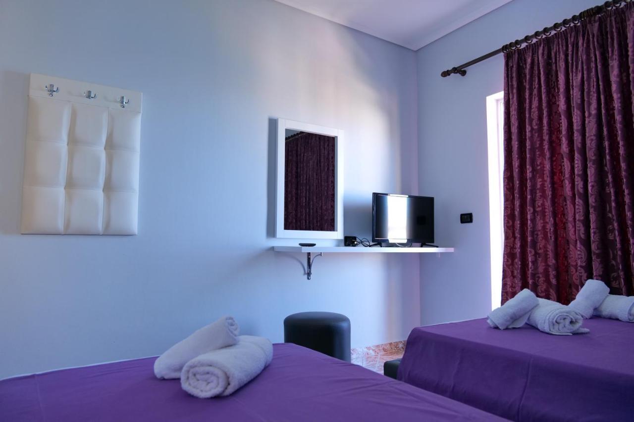 Crystal * Sarandë